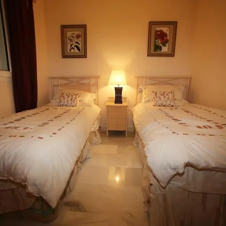 Stylish, Spacious With Sea View 公寓