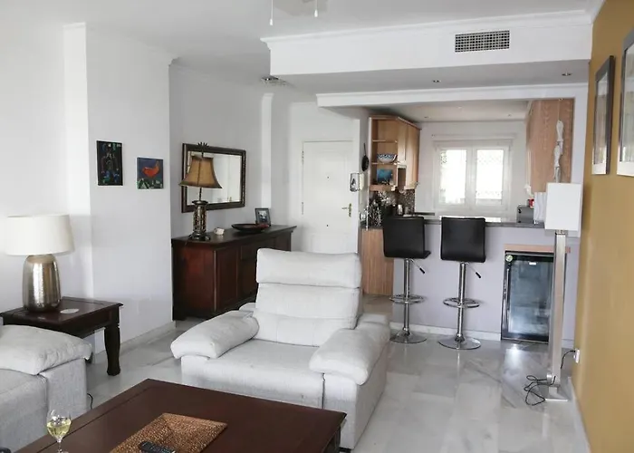Apartment Stylish, Spacious With Sea View *